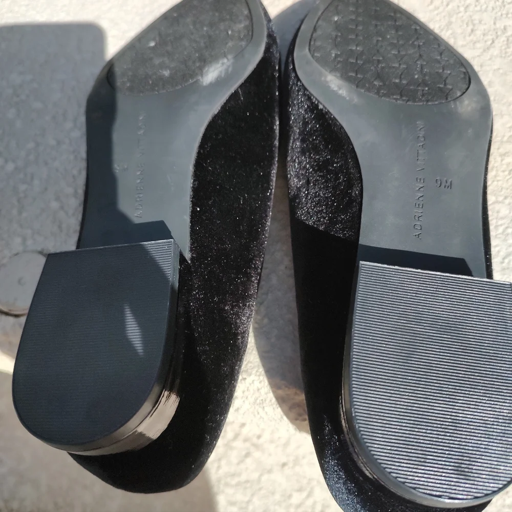 Adrianne Vittadini Elegant Velvet With Rhinestone Flats - Picture 5 of 10